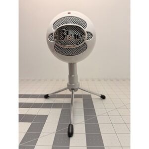 Blue Snowball iCE Condenser Microphone‎ White with Desktop Stand - Untested